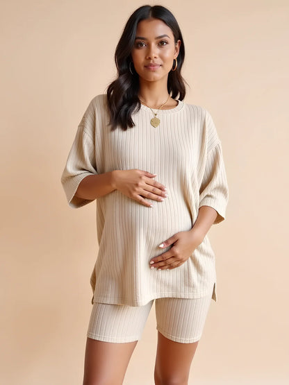 Gentle Maternity Knit Shorts Set
